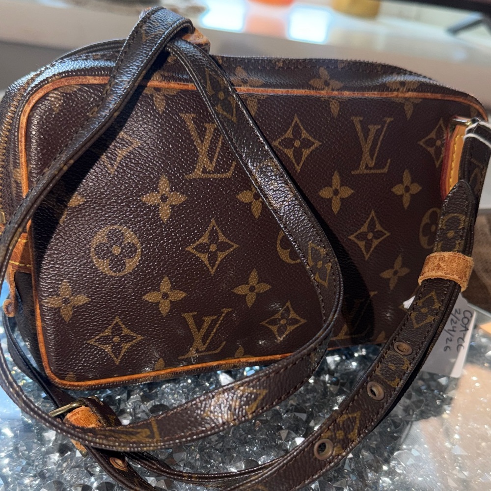 Louis Vuitton Brown Monogram Crossbody Dragonne Marley  Bag - Picture 4 of 13